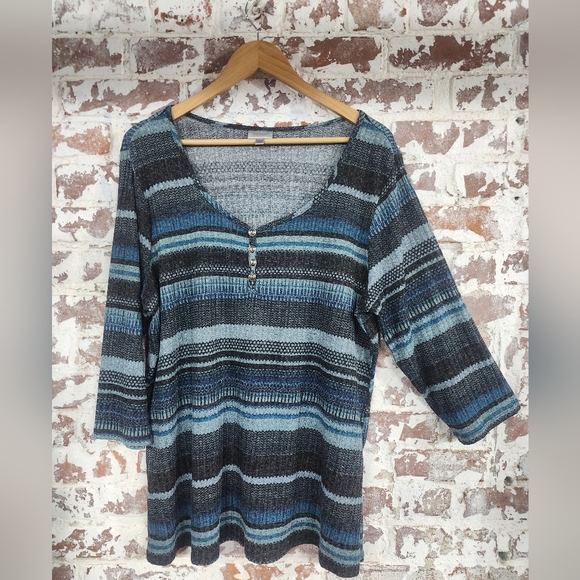 Tunic - Picture 1 of 4